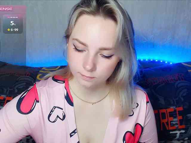 ORNELLAMUTTY Live Webcam on BongaCams