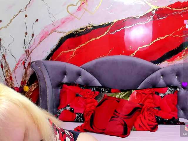 Sensualass77 live webcam show