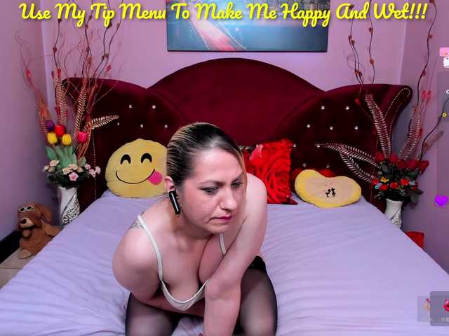 Sensualass77 live cam on BongaCams