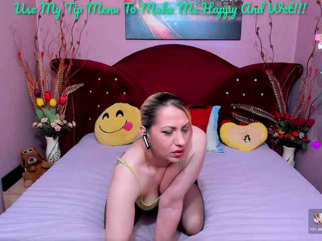 Sensualass77 webcam
