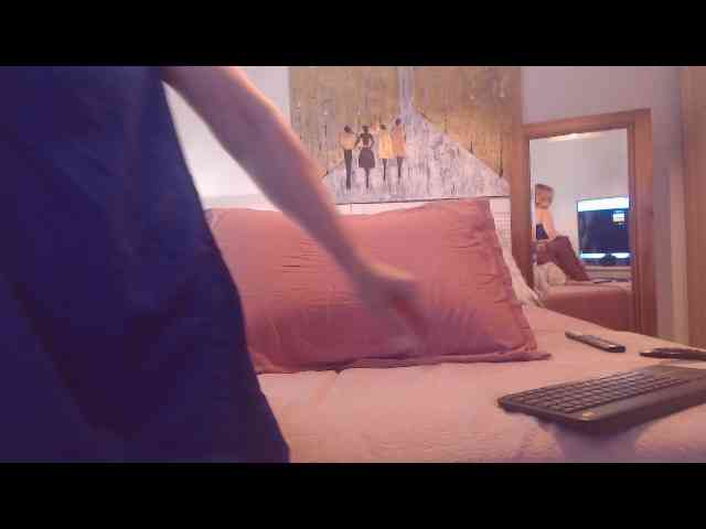 IskraGlam webcam