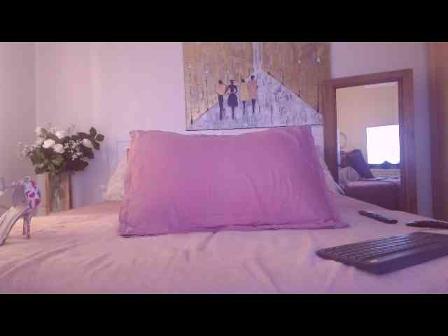 IskraGlam webcam