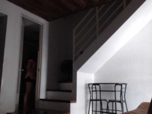 pussylips08