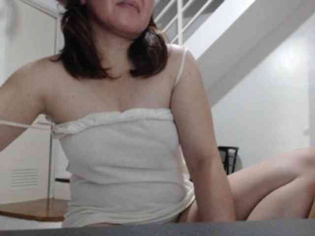 pussylips08 webcam