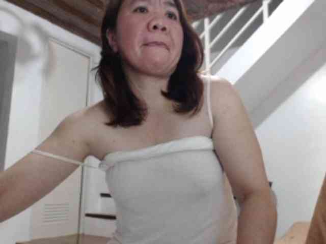 pussylips08 webcam