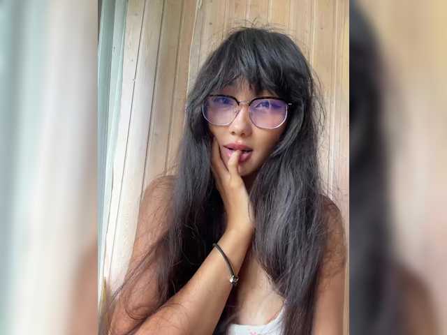 InJiOcean99 live cam on BongaCams