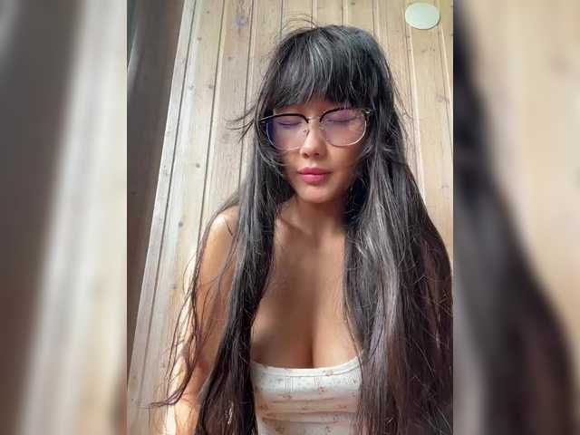 InJiOcean99 live cam on BongaCams