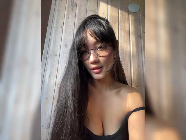 InJiOcean99 live cam on BongaCams