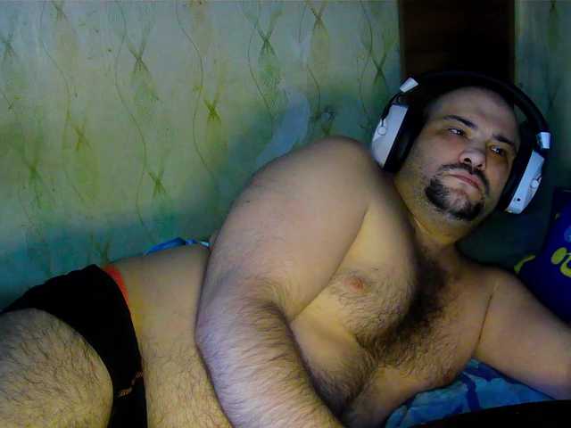 scuban87 — live male cam