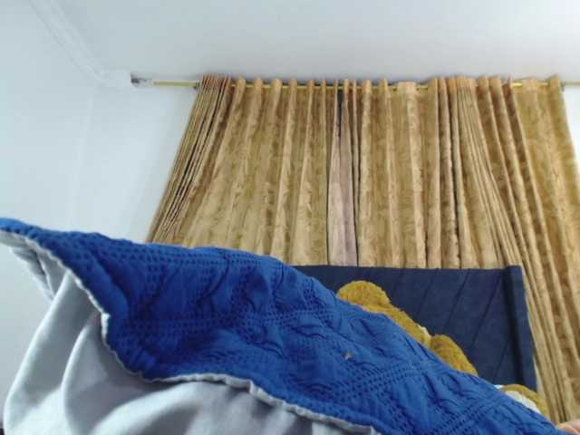 ComeFuckMe18 live cam