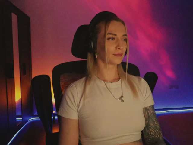 BlackMonro live cam on BongaCams
