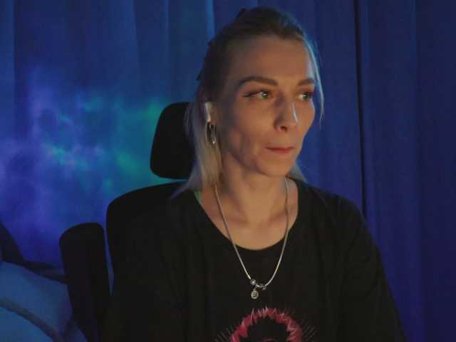 BlackMonro live cam on BongaCams