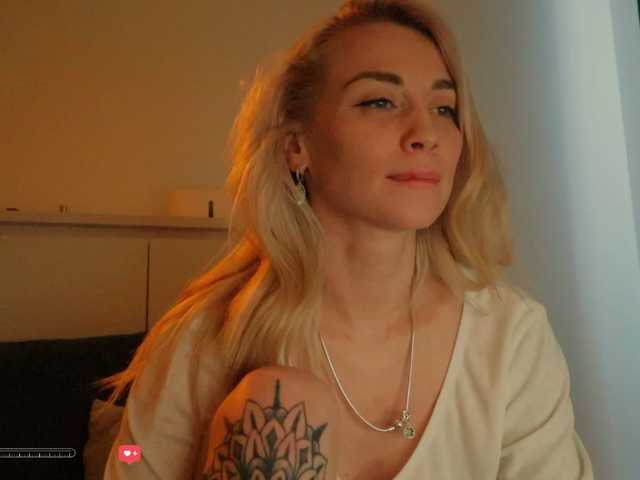  BlackMonro chat room