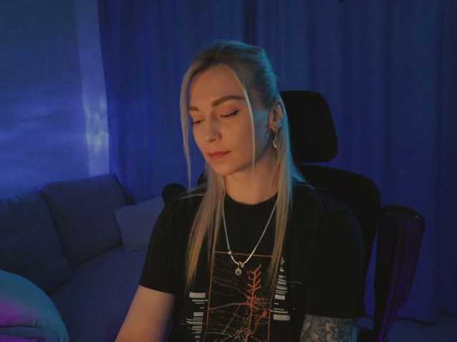 BlackMonro live cam on BongaCams