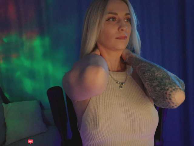 BlackMonro live cam on BongaCams