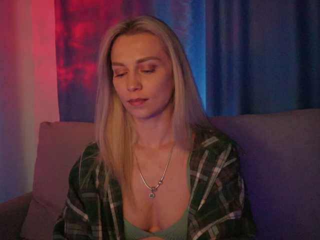 BlackMonro live cam on BongaCams