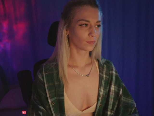BlackMonro live cam on BongaCams