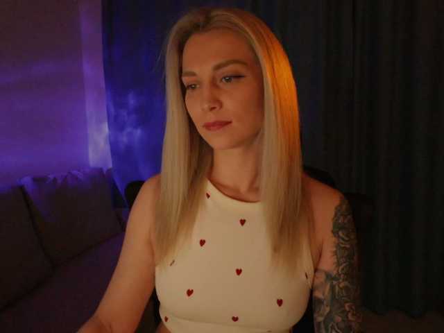 BlackMonro live cam on BongaCams