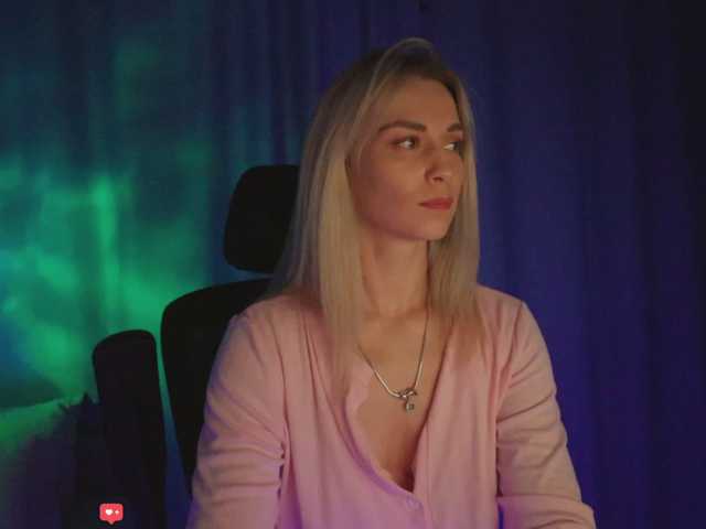 BlackMonro live cam on BongaCams