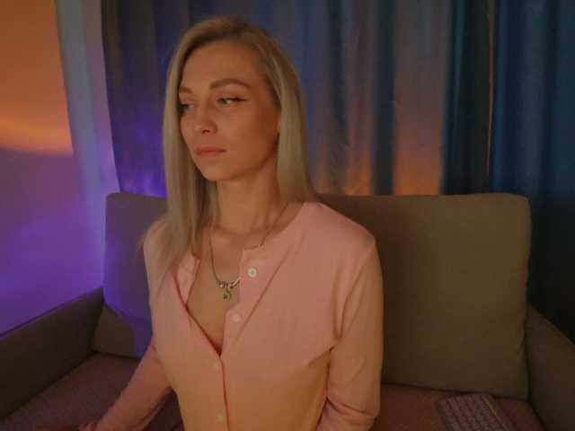 BlackMonro live cam on BongaCams