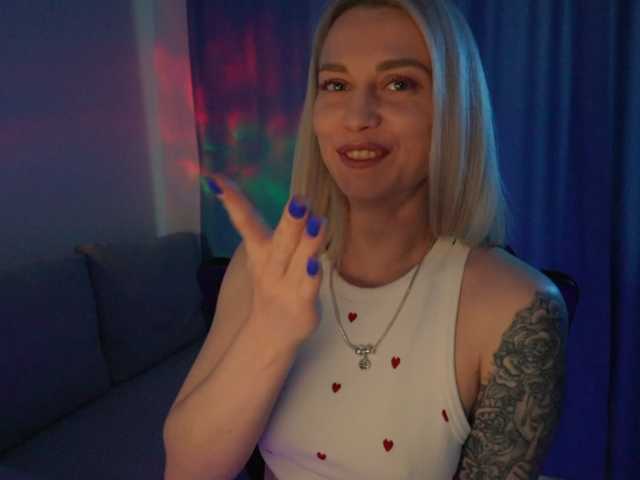 BlackMonro live webcam show