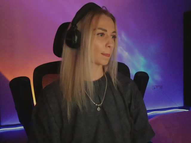 BlackMonro live cam on BongaCams