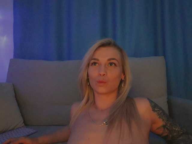 BlackMonro live cam on BongaCams