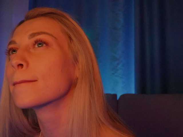 BlackMonro live cam on BongaCams