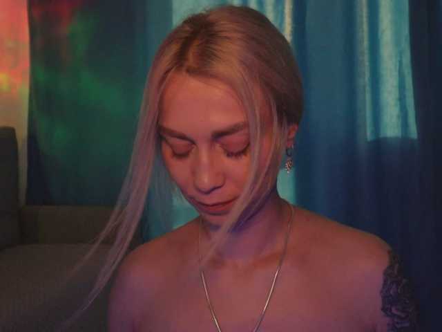 BlackMonro live cam on BongaCams