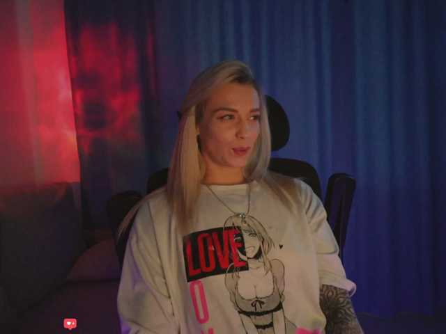 BlackMonro live cam on BongaCams