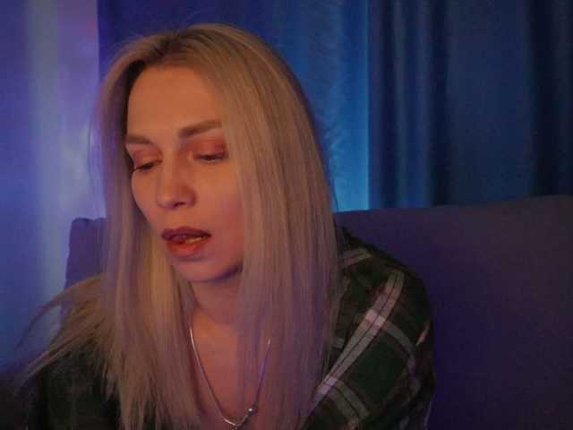 BlackMonro live cam on BongaCams
