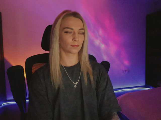 BlackMonro live cam on BongaCams