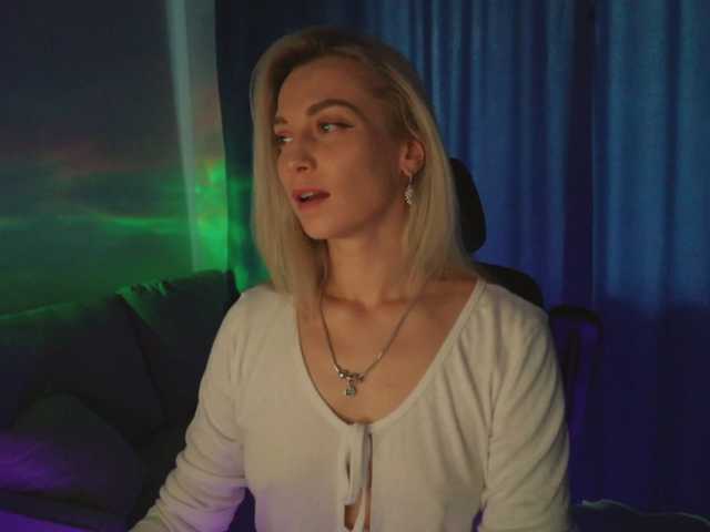 BlackMonro live cam on BongaCams