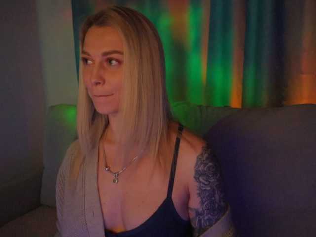 BlackMonro live cam on BongaCams