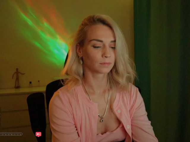 blackmonro cam belle