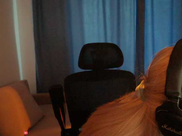  BlackMonro chat room