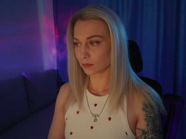 BlackMonro live cam on BongaCams