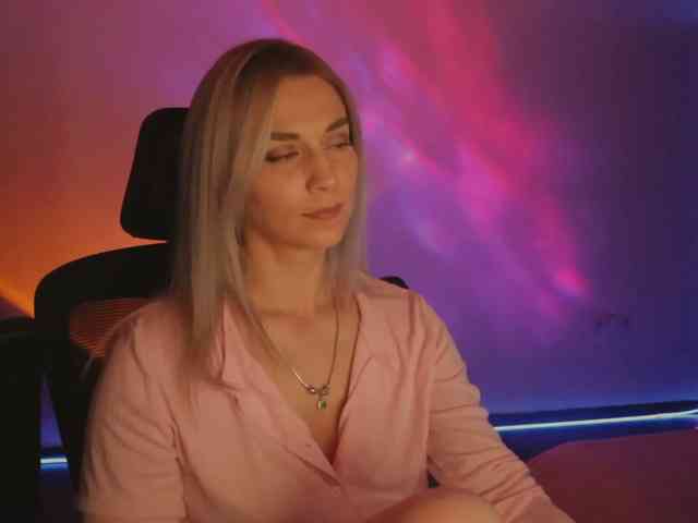 Model: DigitalAlexa