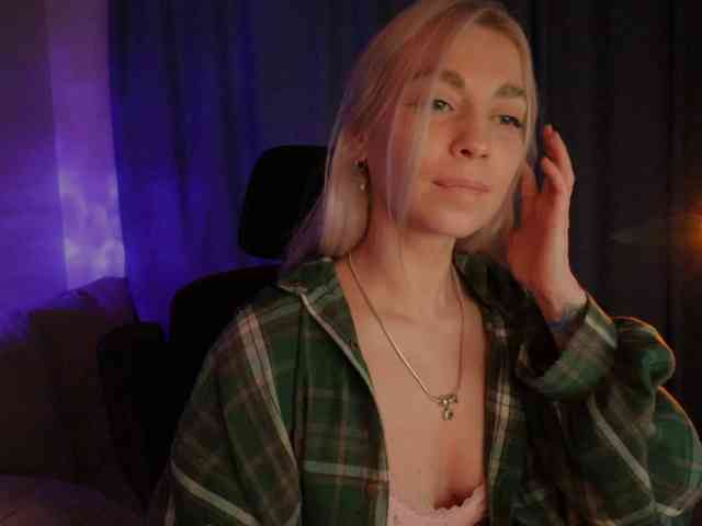DigitalAlexa webcam