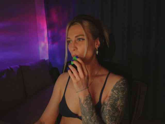 DigitalAlexa webcam