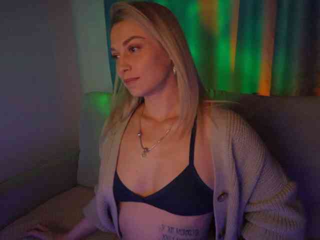 Model: DigitalAlexa