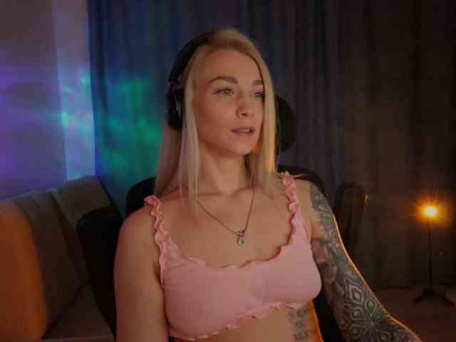 DigitalAlexa webcam