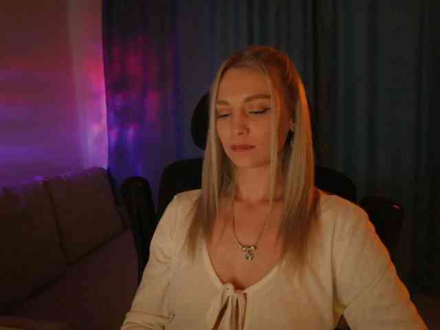 BlackMonro Sex Cam Show