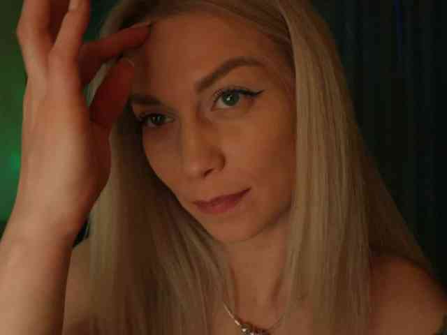 BlackMonro Sex Cam Show