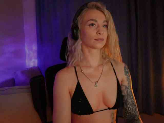 DigitalAlexa webcam