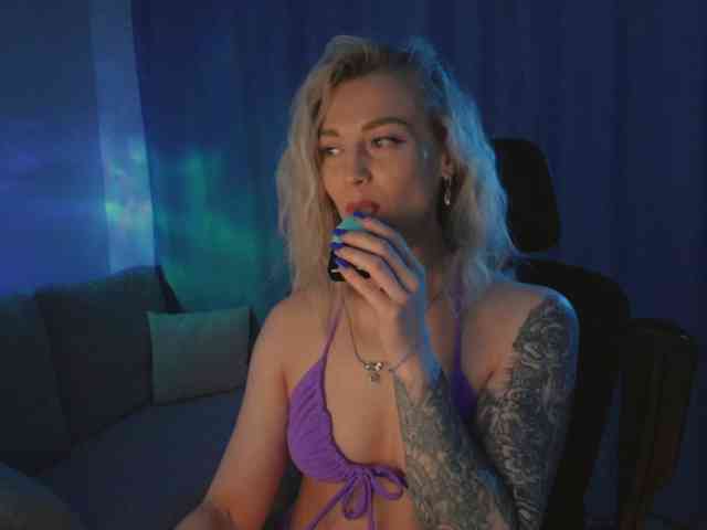 DigitalAlexa webcam