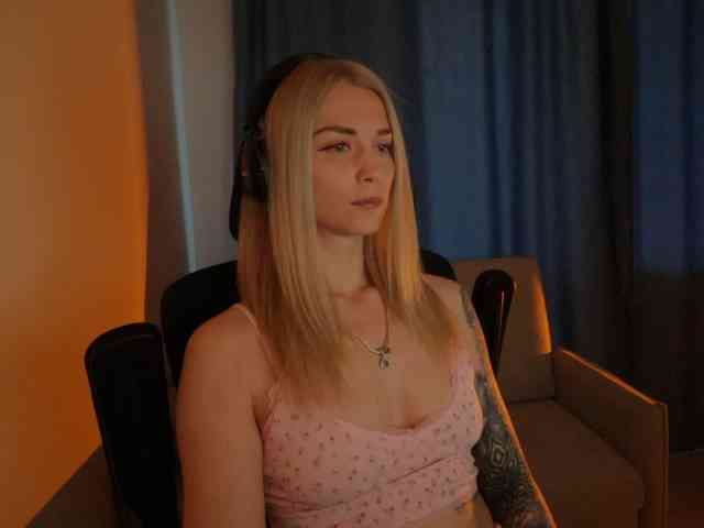 Model: DigitalAlexa