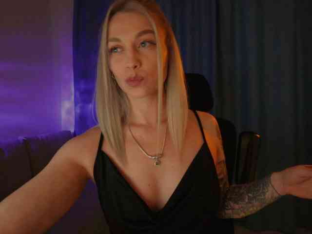 DigitalAlexa webcam