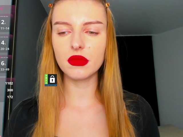PinkPanterka live cam preview