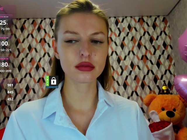 MissFentasy1 live cam on BongaCams